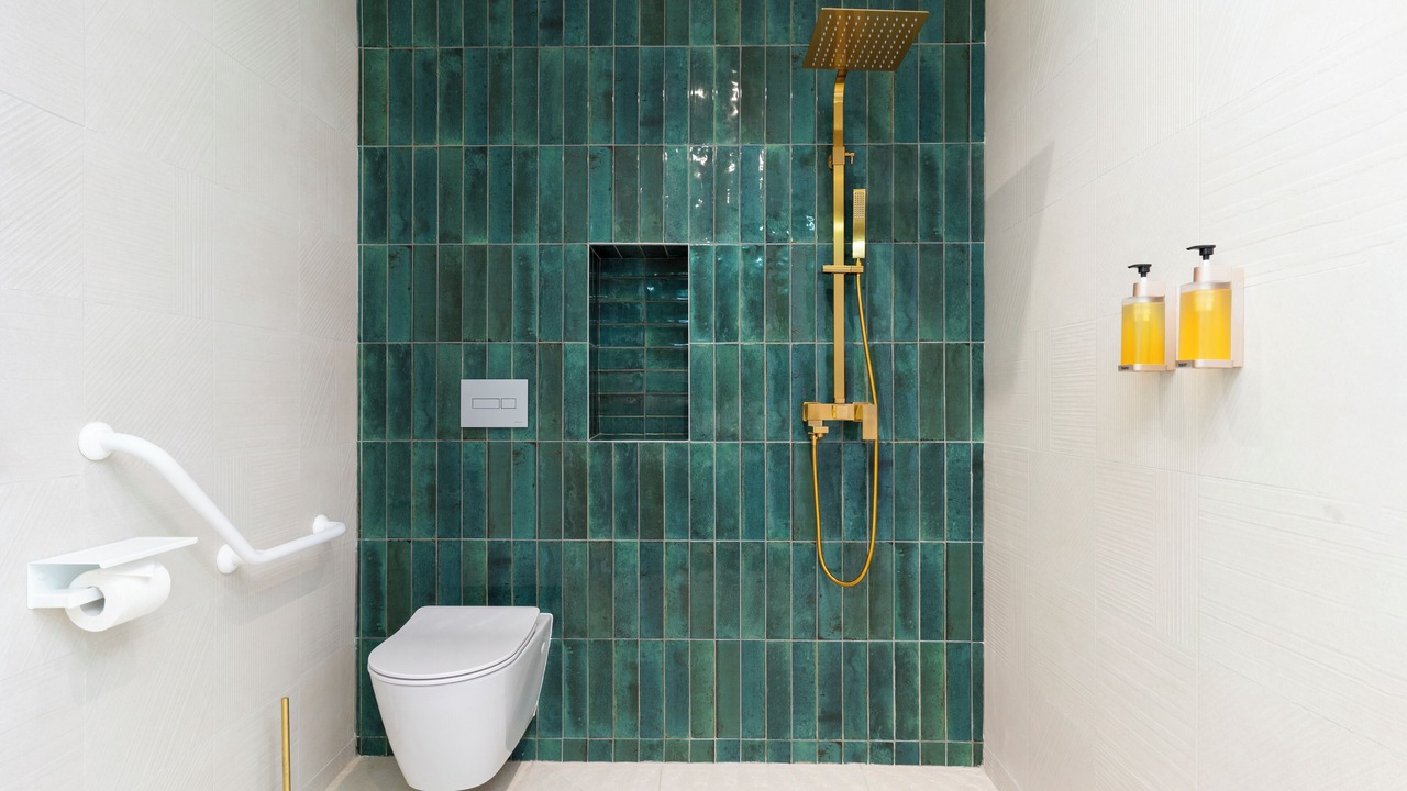 Photo of Bathroom in Cook's Bay