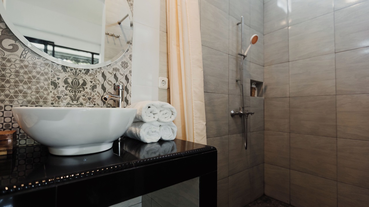 Photo of Bathroom in Kelating