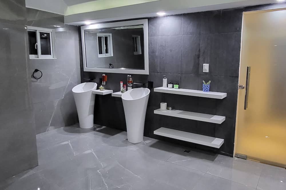 Photo of Bathroom in Cerro Alto