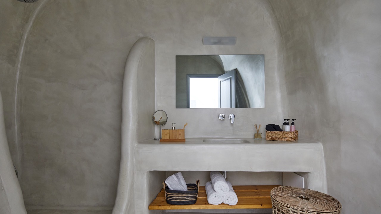 Photo of Bathroom in Fira