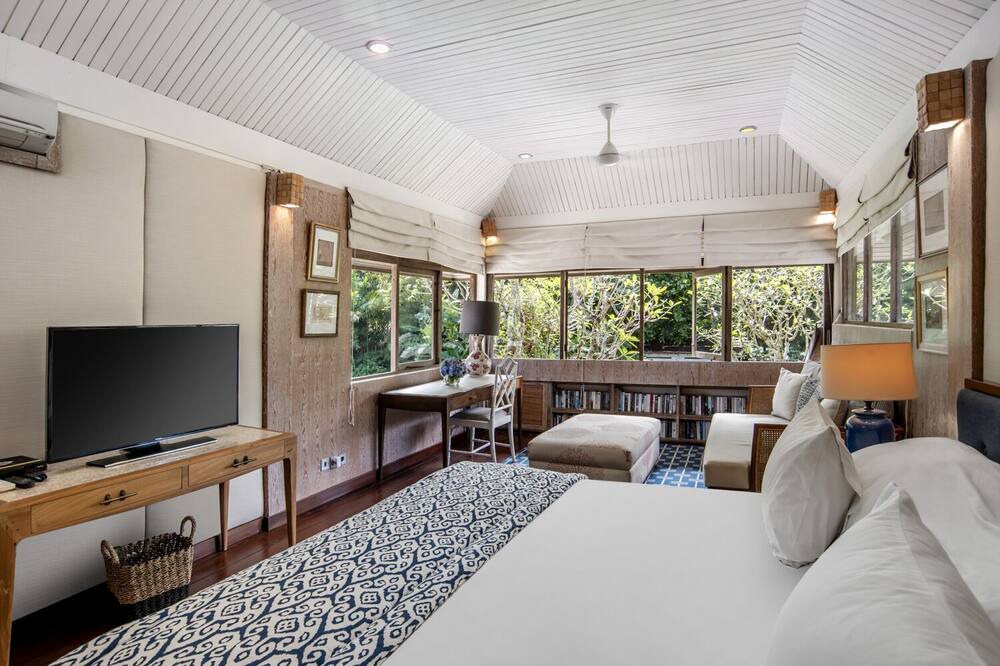 Photo of Bedroom in Drupadi