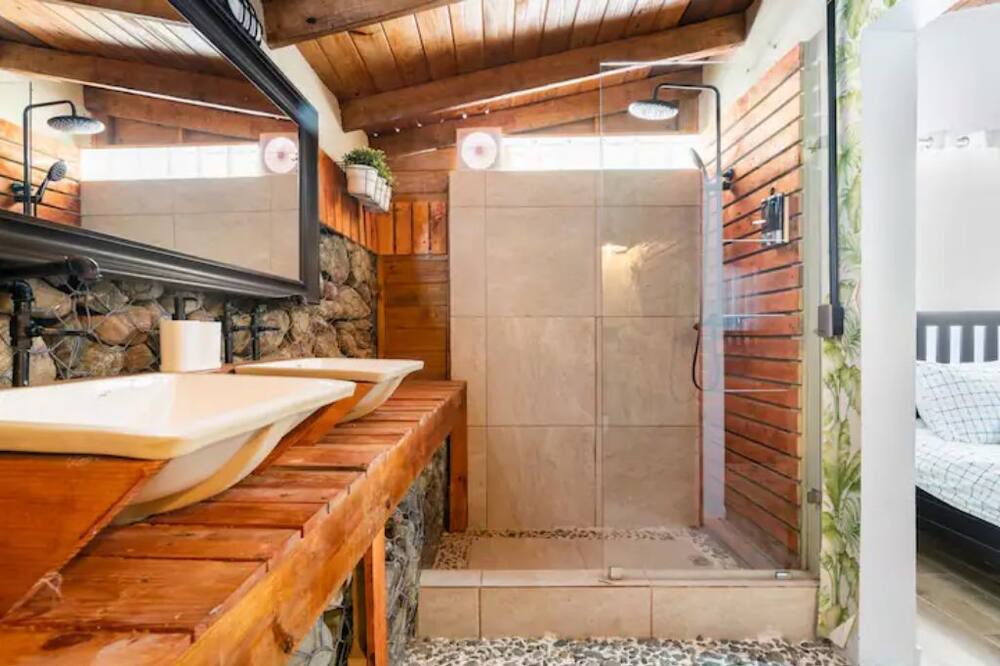 Photo of Bathroom in Constanza