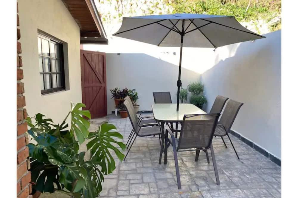 Photo of Patio Balcony in Constanza