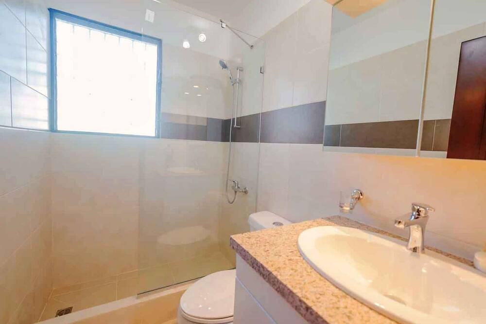 Photo of Bathroom in Urbanizacion Tavarez