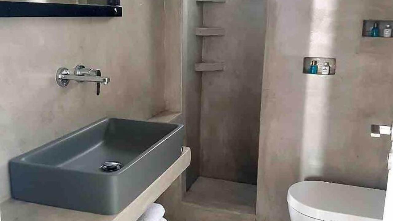 Photo of Bathroom in Ornos