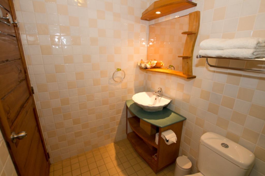 Photo of Bathroom in Ha'apiti