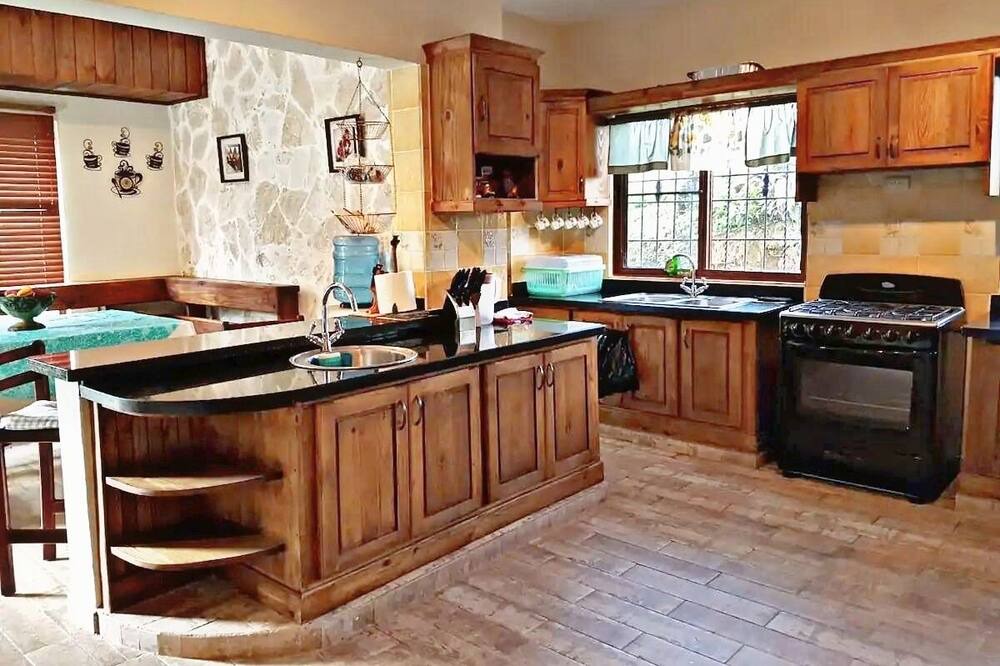 Photo of Kitchen in La Vega Province
