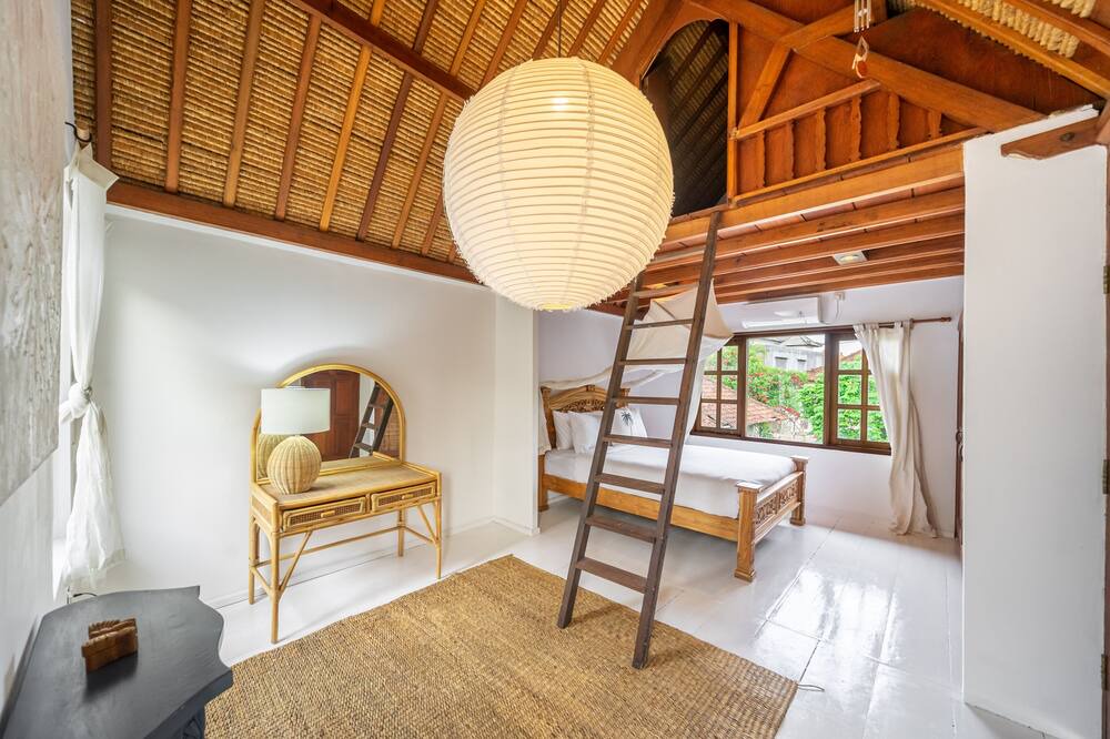 Photo of Bedroom in Drupadi