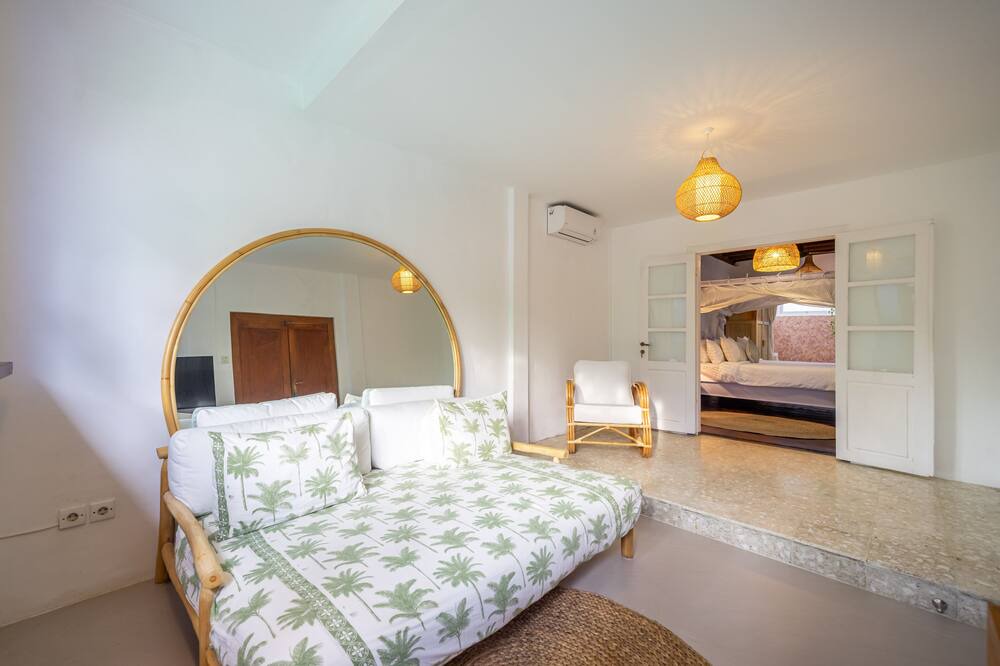 Photo of Bedroom in Drupadi