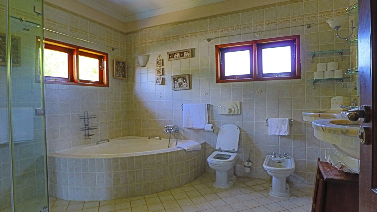 Photo of Bathroom in Glacis