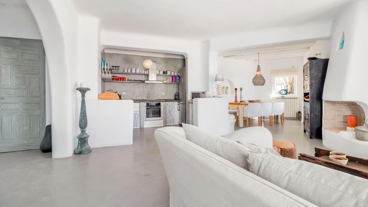 Photo of Livingroom in Faros Armenistis