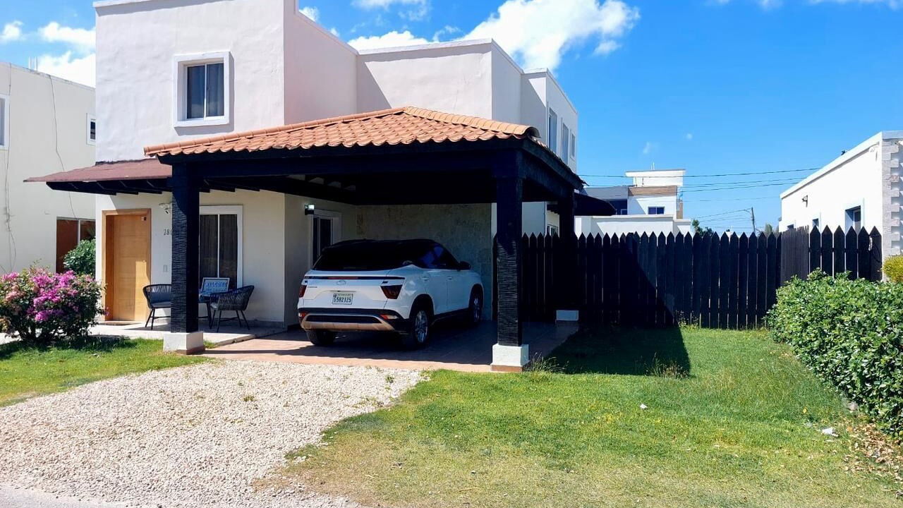 Photo of Outdoor in Veron