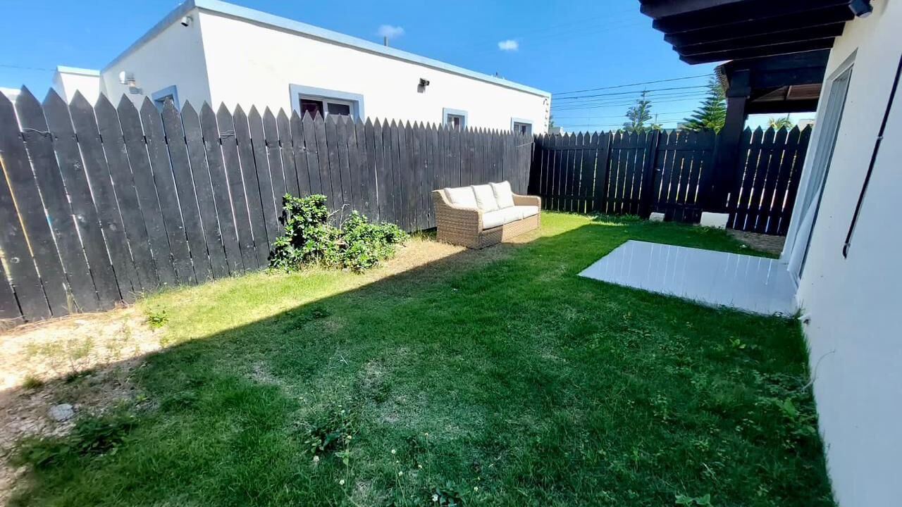 Photo of Outdoor in Veron