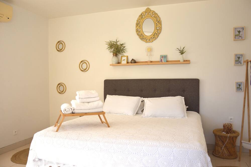 Photo of Bedroom in Pa'ofa'i