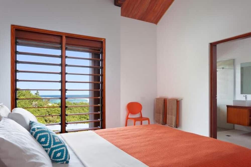 Photo of Bedroom in Qalito Island