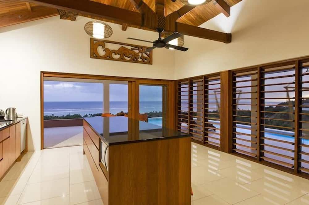 Photo of Kitchen in Qalito Island