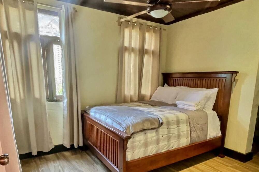 Photo of Bedroom in La Joya