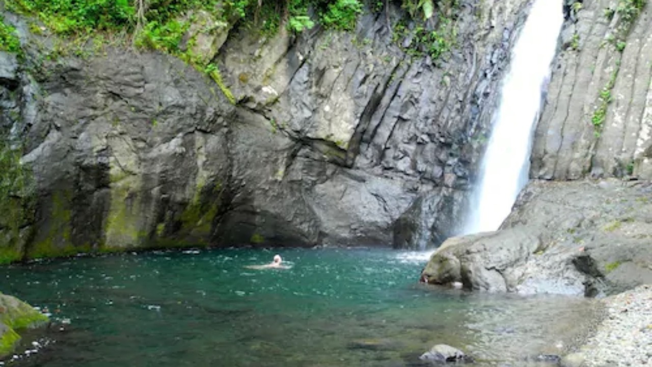 Photo of Others in Savusavu