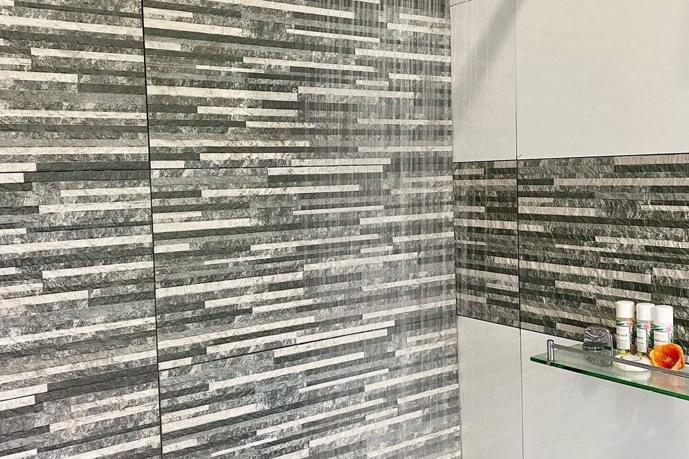 Photo of Bathroom in Lautoka