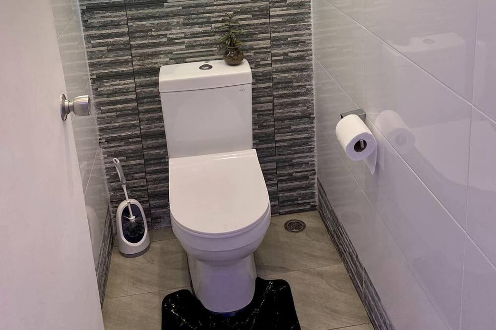 Photo of Bathroom in Lautoka