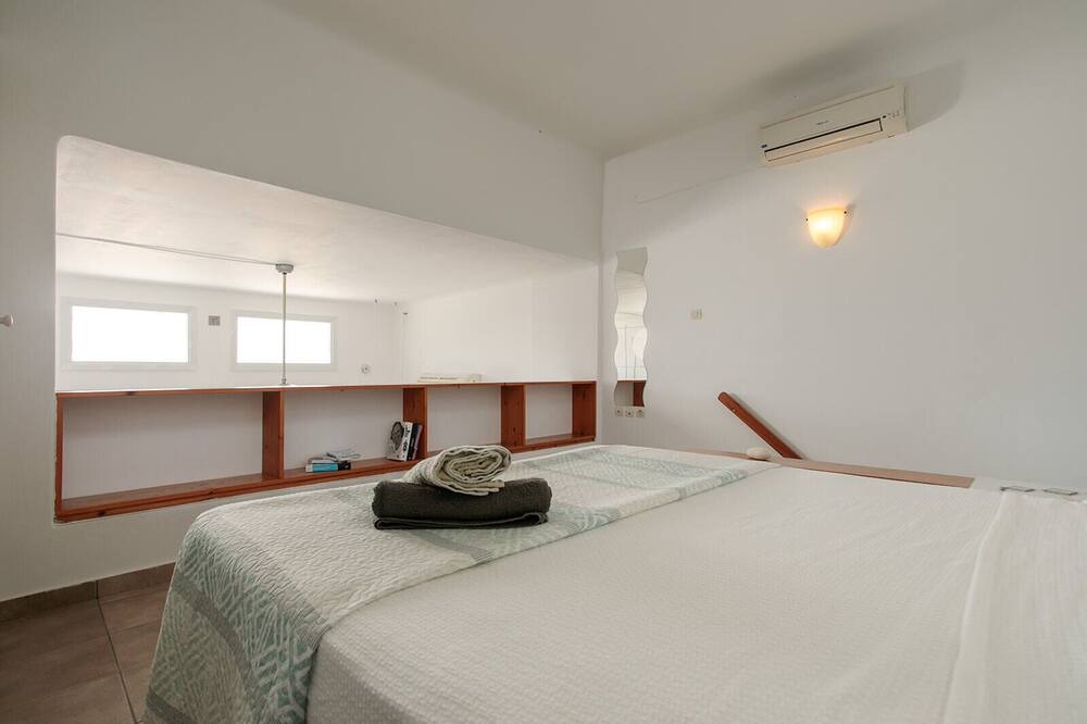 Photo of Bedroom in Stelida