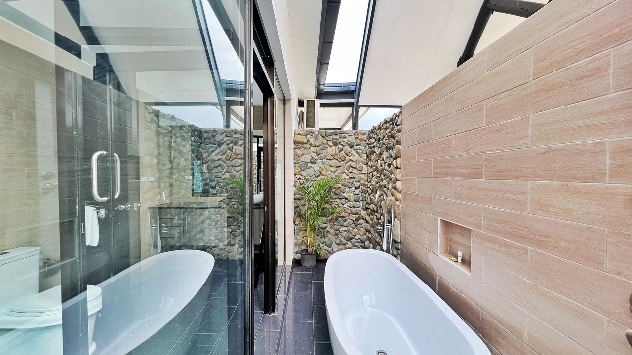 Photo of Bathroom in Martintar