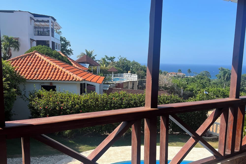 Photo of Outdoor in Cabrera