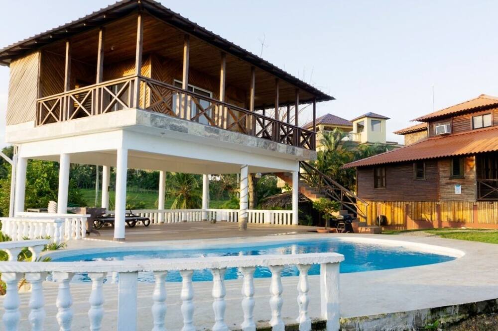 Photo of Outdoor in Cabrera