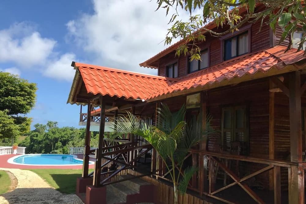 Photo of Outdoor in Cabrera