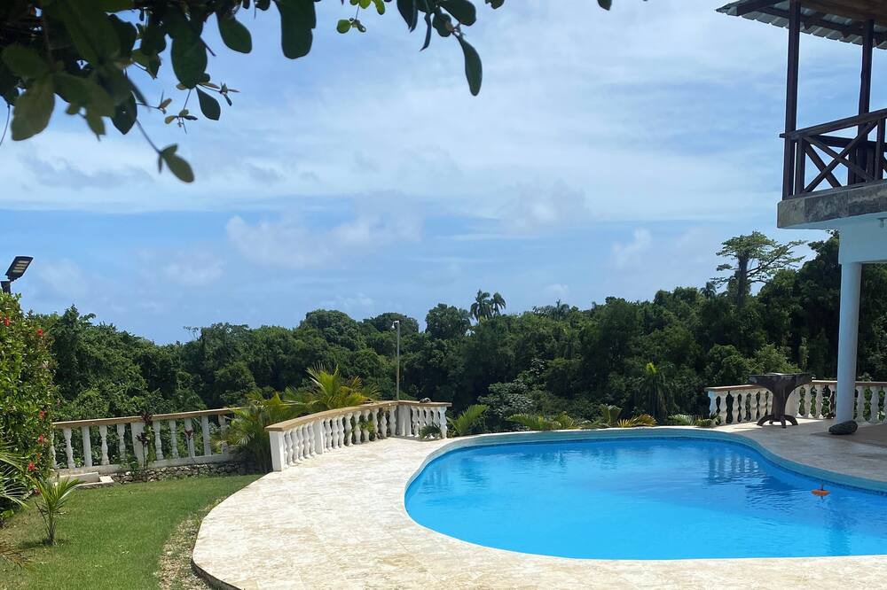 Photo of Outdoor in Cabrera
