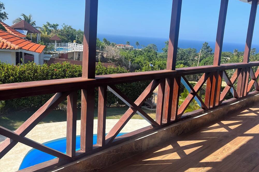 Photo of Outdoor in Cabrera