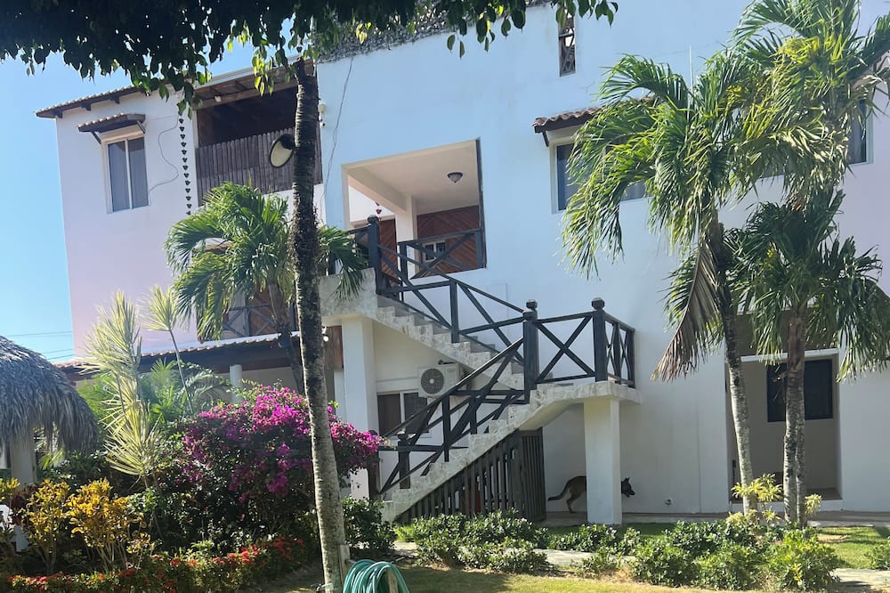 Photo of Outdoor in Cabrera
