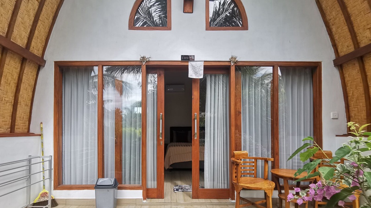 Photo of Outdoor in Suraberata