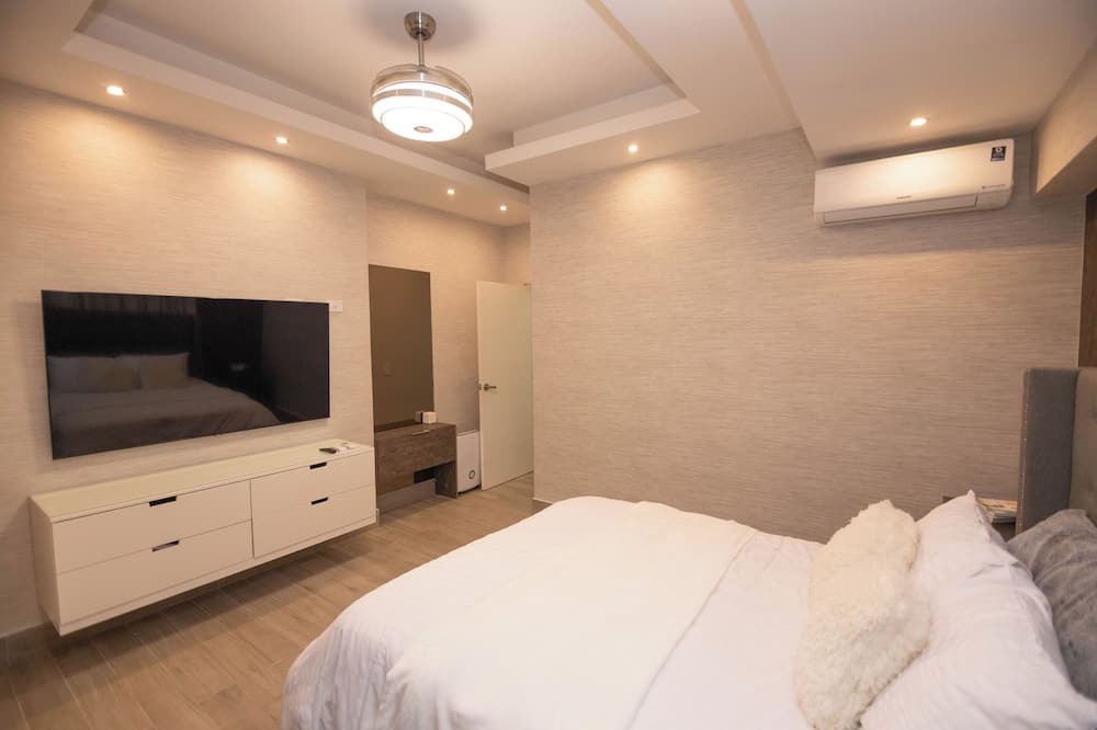 Photo of Bedroom in Sarasota