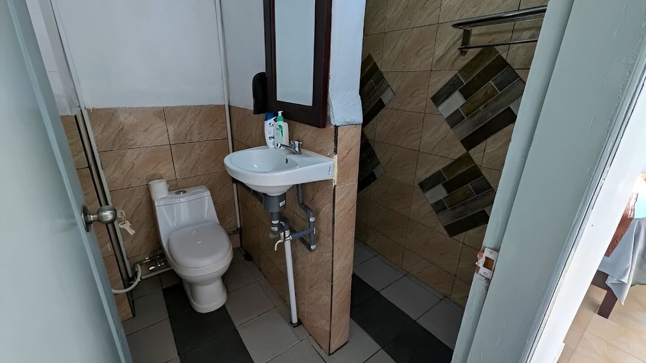 Photo of Bathroom in Negara