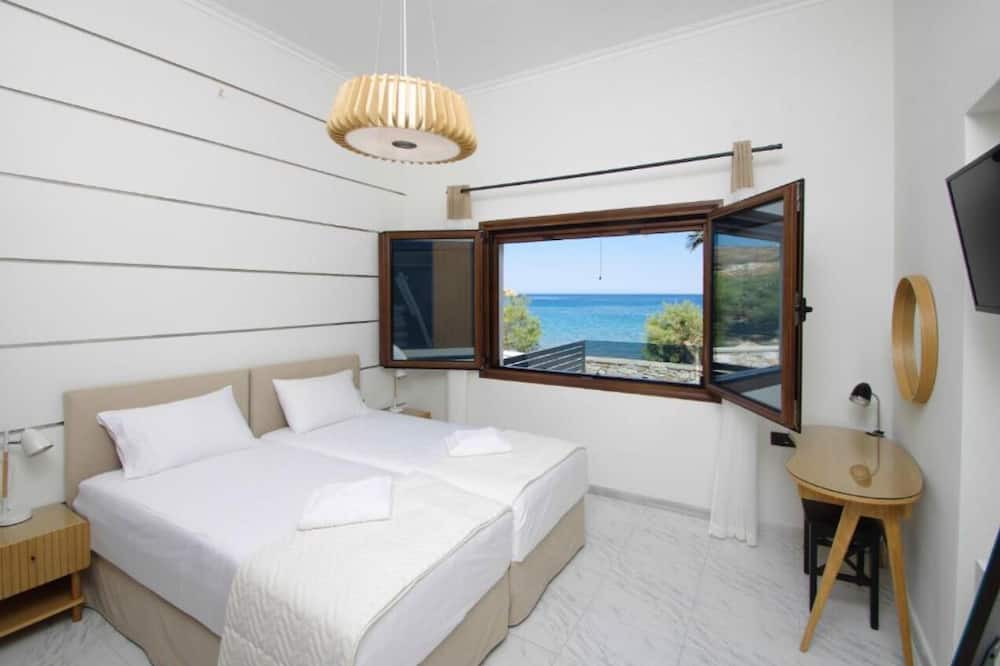 Photo of Bedroom in Kini