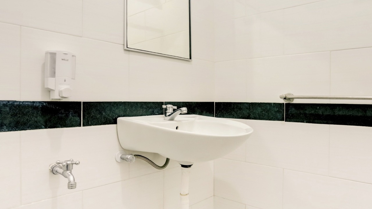 Photo of Bathroom in Diponegoro