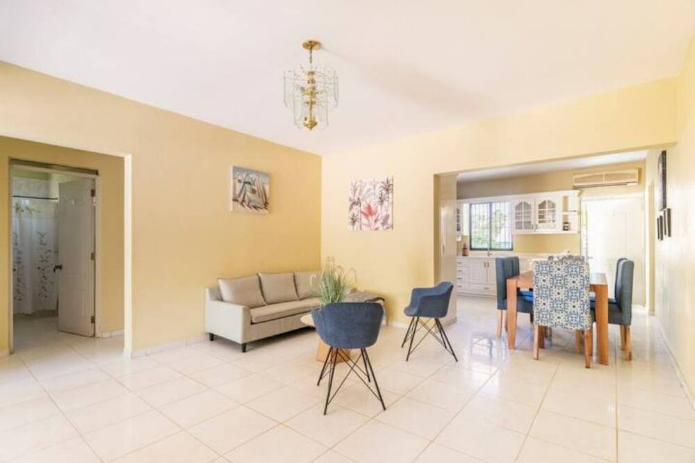 Photo of Livingroom in Puerto Bahia