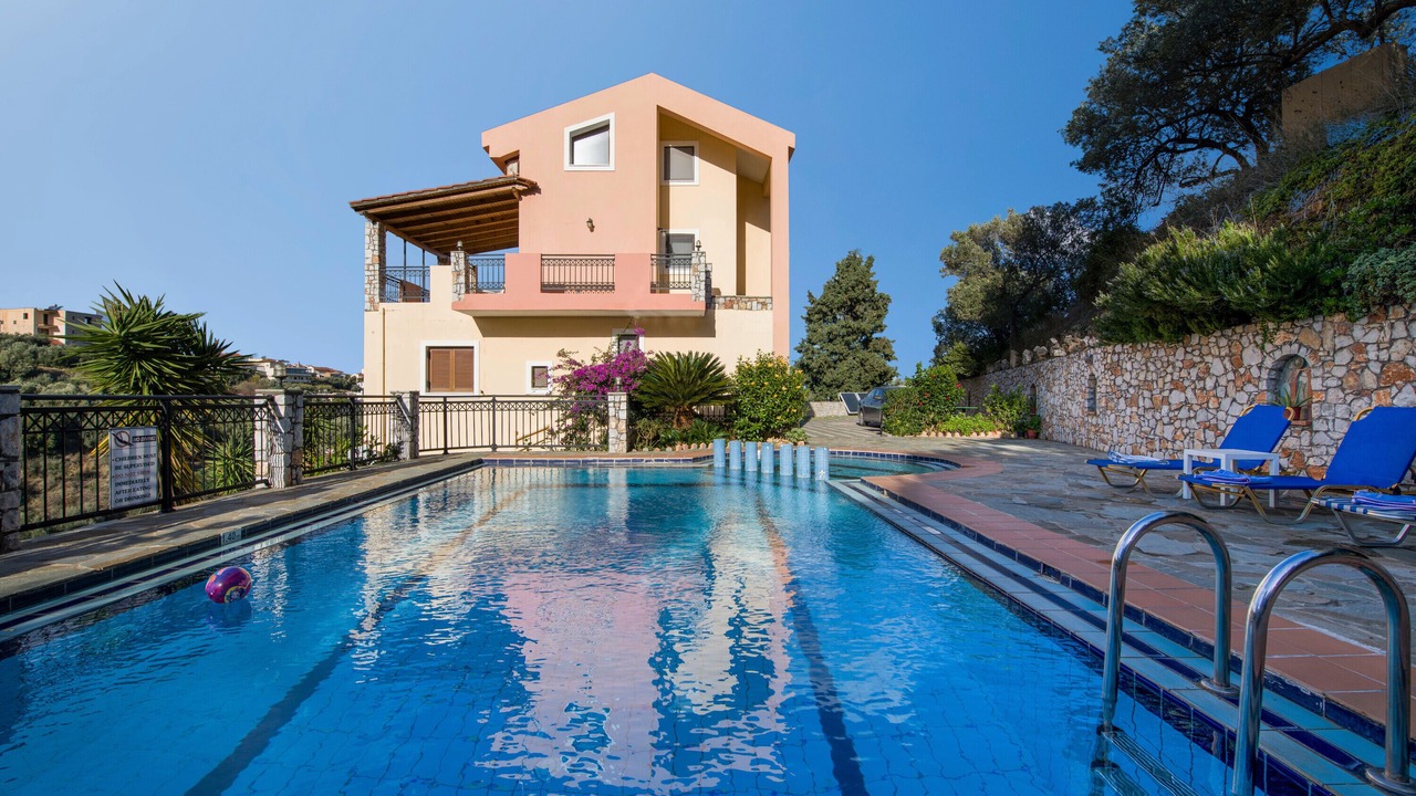 Photo of Outdoor in Stalos