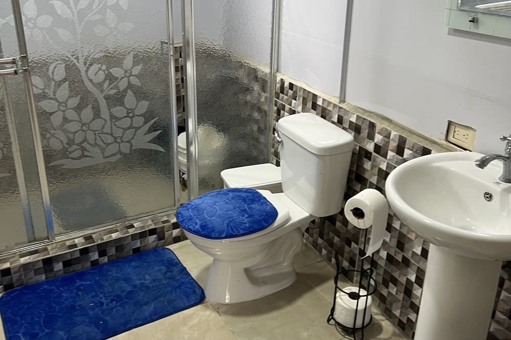 Photo of Bathroom in Cotui