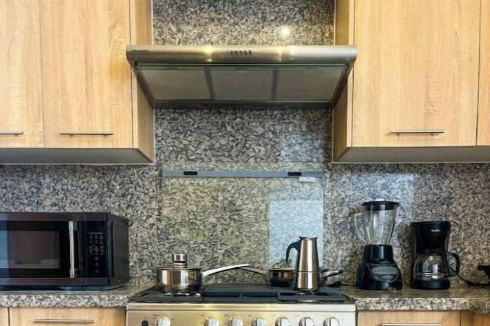 Photo of Kitchen in Evaristo Morales