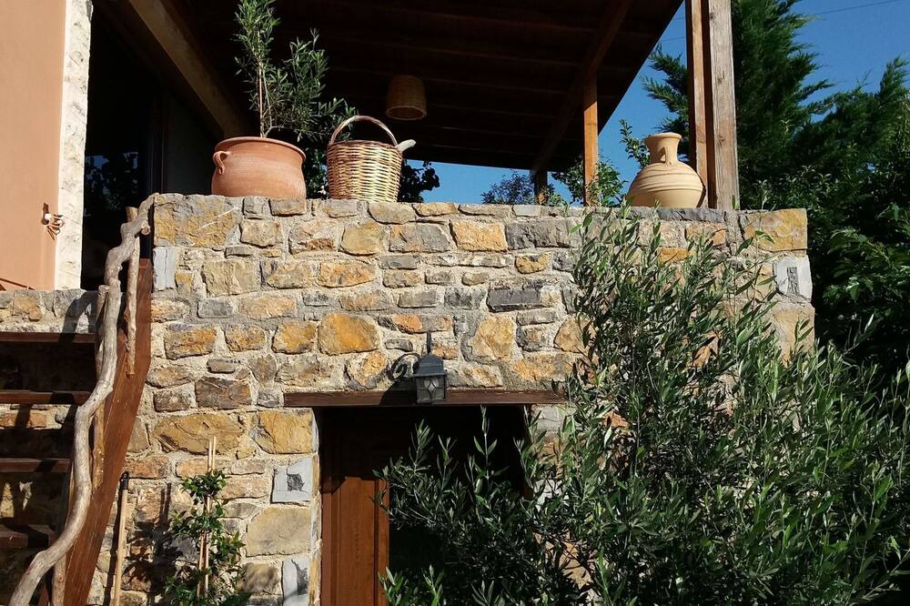 Photo of Outdoor in Nerotrivia