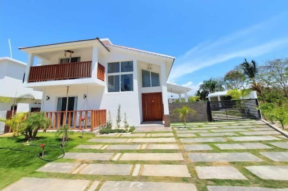 Photo of Outdoor in San Cristobal