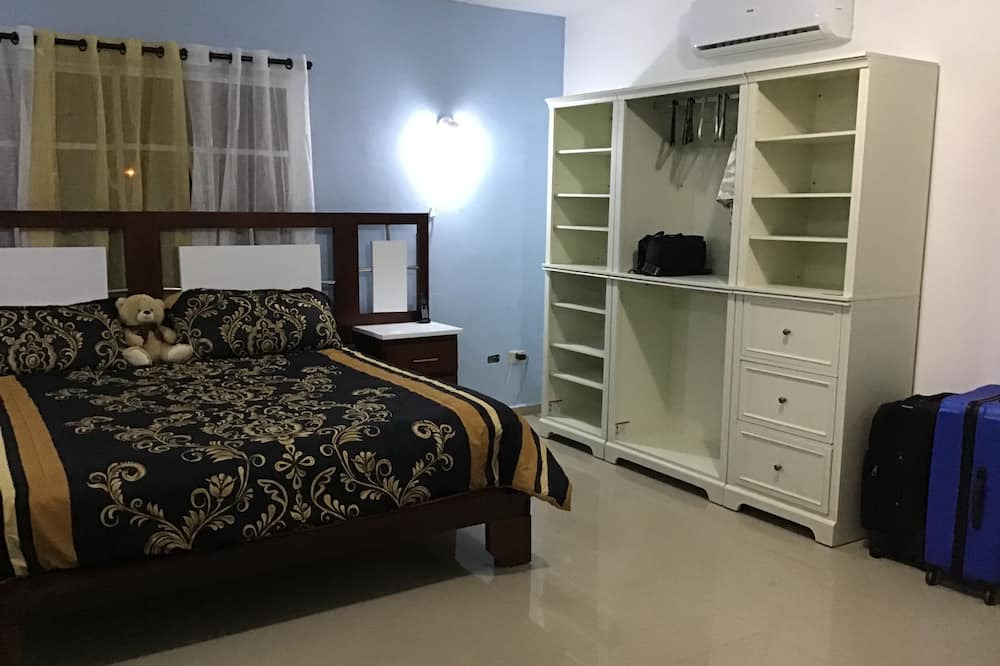 Photo of Bedroom in Bani