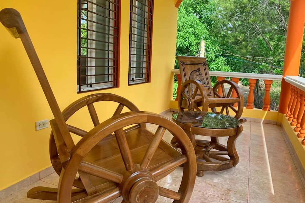 Photo of Patio Balcony in Janico