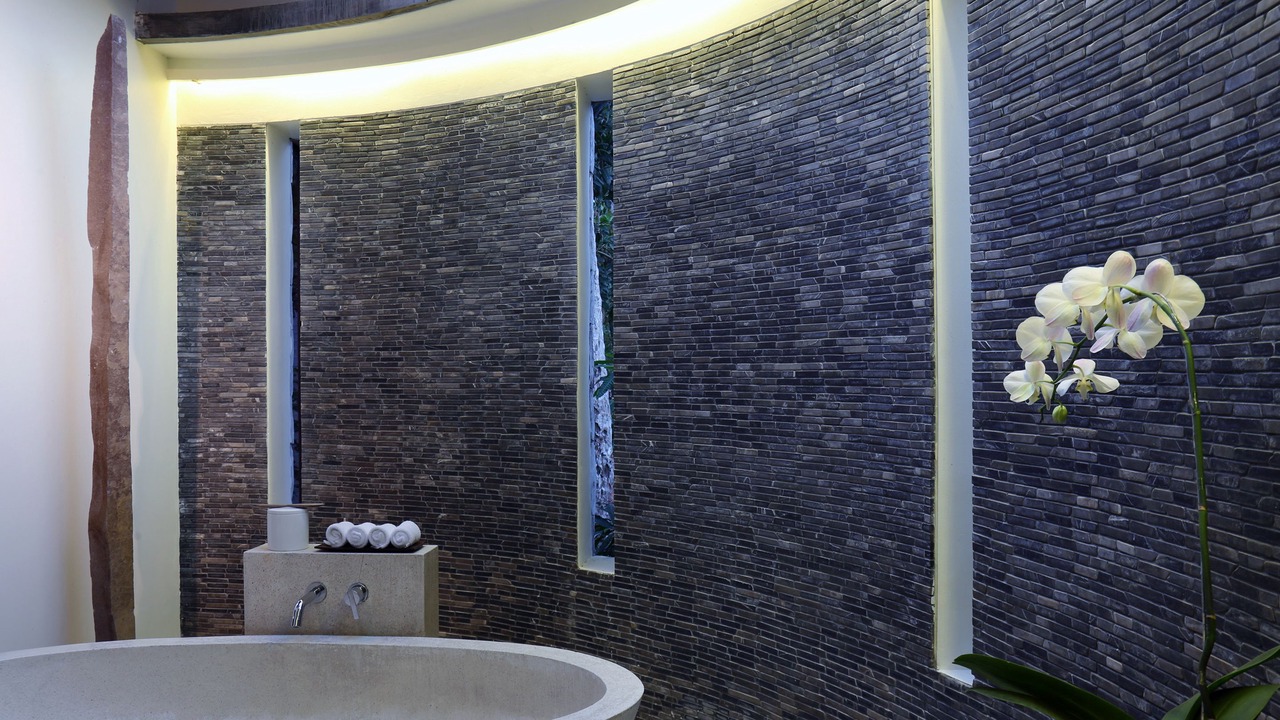 Photo of Bathroom in Petulu