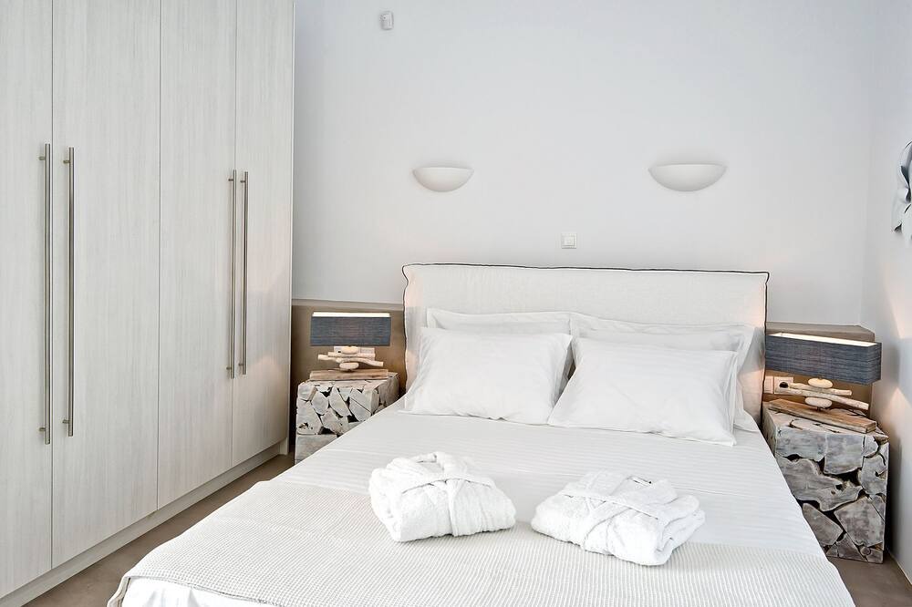 Photo of Others in Santorini