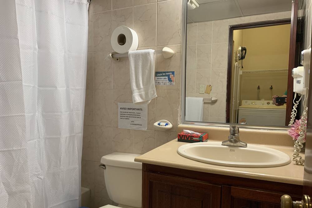Photo of Bathroom in La Arboleda