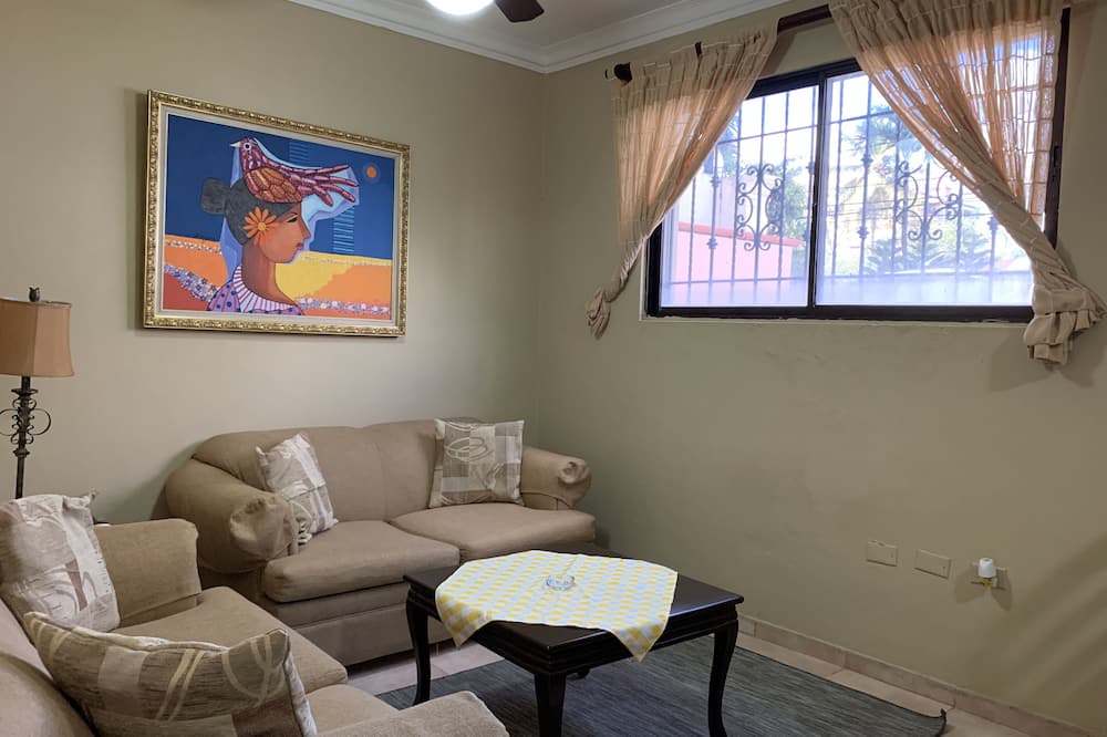 Photo of Livingroom in La Arboleda
