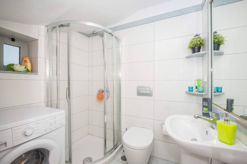 Photo of Bathroom in Lardos